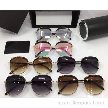 Protection UV pour lunettes de soleil carrées pour femme